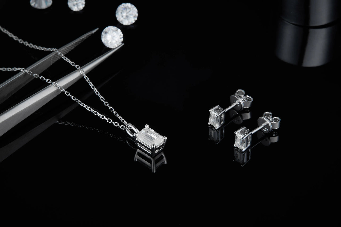 Brilliant Emerald Cut Moissanite Jewelry Set