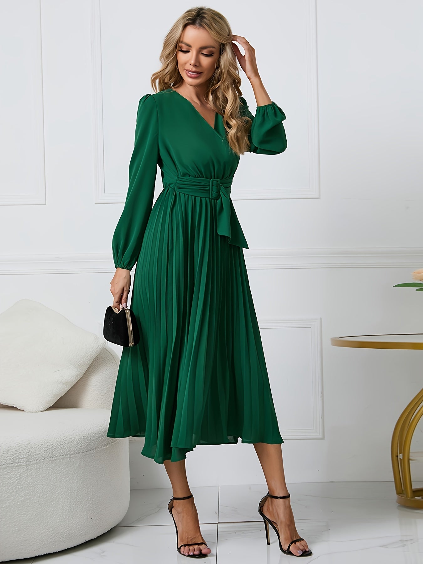 Elegant Long Sleeve V-Neck Pleated Dress